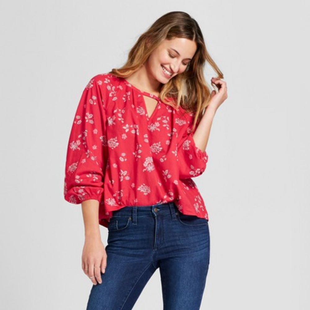 Women's Long Sleeve Printed Woven Top